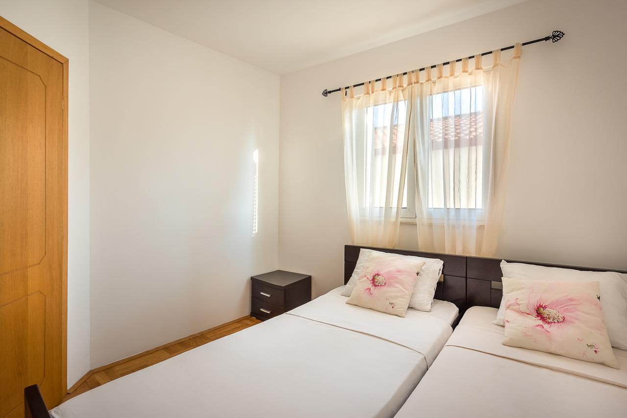 Apartments Mon Beach Budva Eksteriør billede