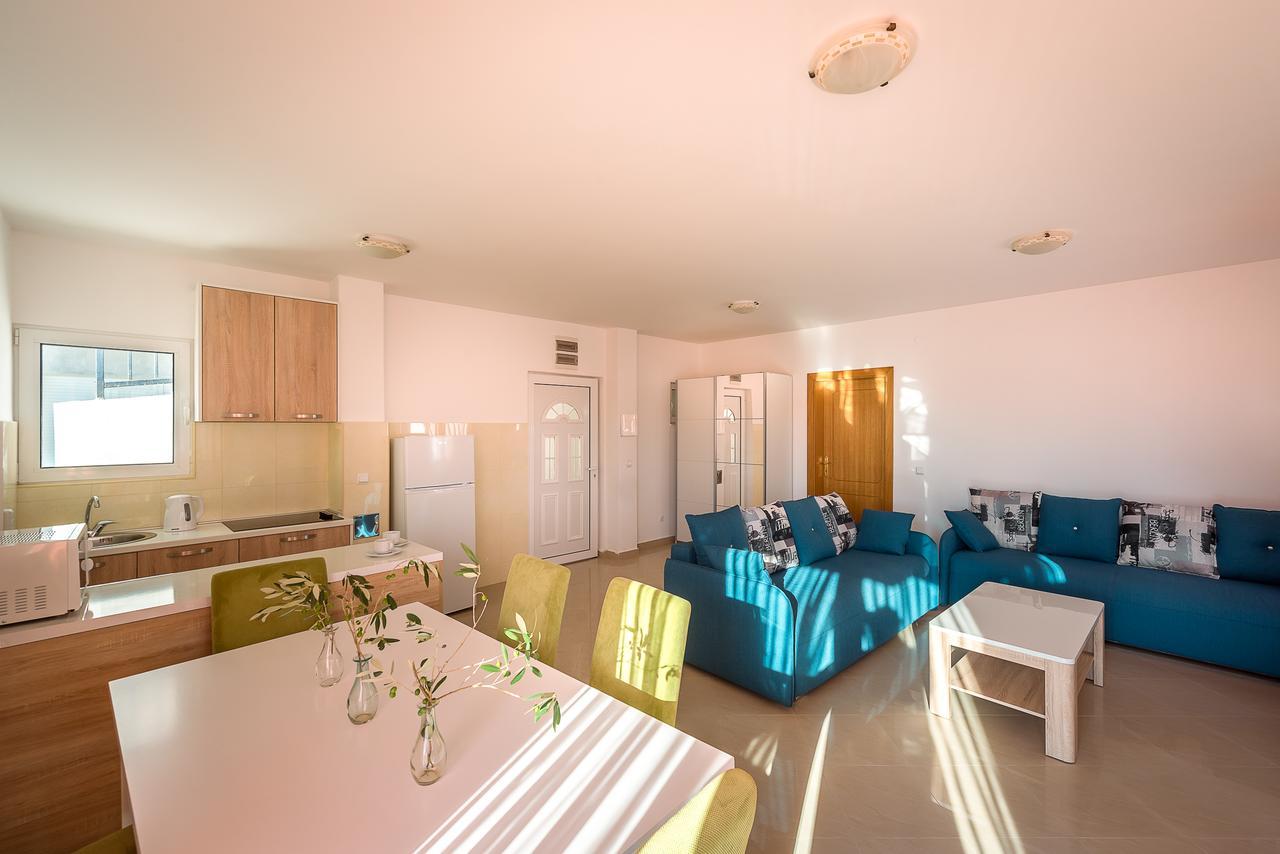 Apartments Mon Beach Budva Eksteriør billede